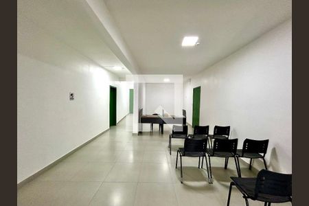 Sala de casa para alugar com 3 quartos, 440m² em Jardim Presidente Dutra, Guarulhos