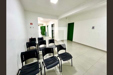 Sala de casa para alugar com 3 quartos, 440m² em Jardim Presidente Dutra, Guarulhos