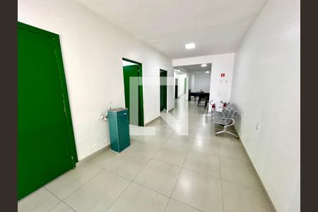 Sala de casa para alugar com 3 quartos, 440m² em Jardim Presidente Dutra, Guarulhos