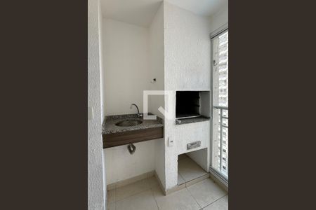 Varanda gourmet de apartamento para alugar com 3 quartos, 72m² em Jardim Tupanci, Barueri