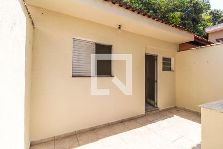 Casa para alugar com 128m², 3 quartos e 2 vagasQuintal