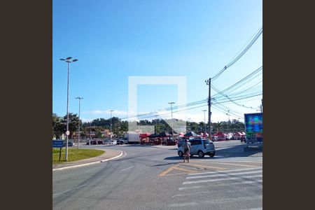 Casa para alugar com 128m², 3 quartos e 2 vagasFeira