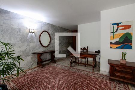 Apartamento à venda com 200m², 4 quartos e 2 vagas Apartamento à venda com 200m², 4 quartos e 2 vagasRecpção