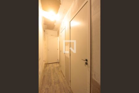 Apartamento à venda com 200m², 4 quartos e 2 vagas Apartamento à venda com 200m², 4 quartos e 2 vagasÁrea comum - Box