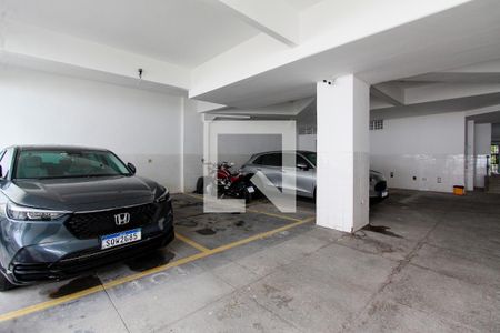 Apartamento à venda com 200m², 4 quartos e 2 vagas Apartamento à venda com 200m², 4 quartos e 2 vagasGaragem