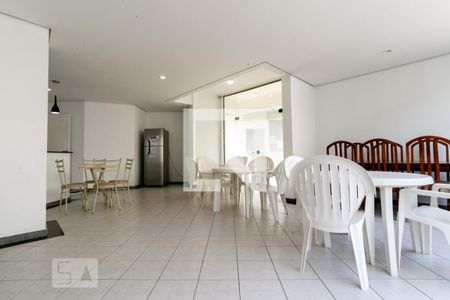 Apartamento à venda com 83m², 3 quartos e 2 vagasÁrea comum - Salão de festas