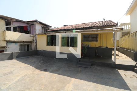Casa à venda com 263m², 2 quartos e 1 vagaQuintal