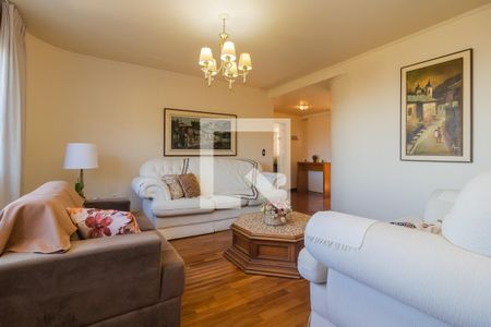 Sala de casa à venda com 4 quartos, 400m² em Teresópolis, Porto Alegre