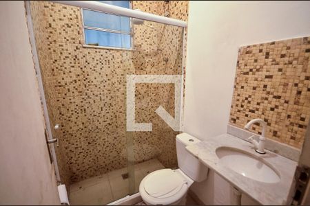 Casa para alugar com 180m², 3 quartos e 1 vaga Casa para alugar com 180m², 3 quartos e 1 vagaBanheiro Social