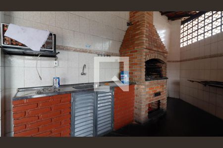 Apartamento para alugar com 55m², 2 quartos e sem vagaÁrea comum - Salão de festas