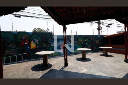 Apartamento para alugar com 55m², 2 quartos e sem vagaÁrea comum - Salão de festas