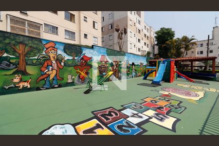 Apartamento para alugar com 55m², 2 quartos e sem vagaÁrea comum - Playground