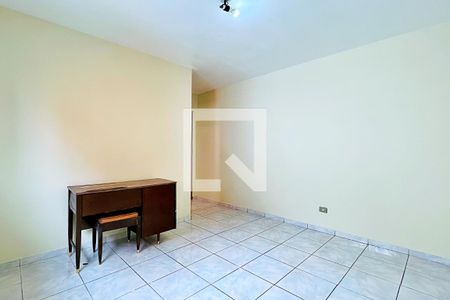 Casa à venda com 120m², 2 quartos e 4 vagas Casa à venda com 120m², 2 quartos e 4 vagasSuíte 2