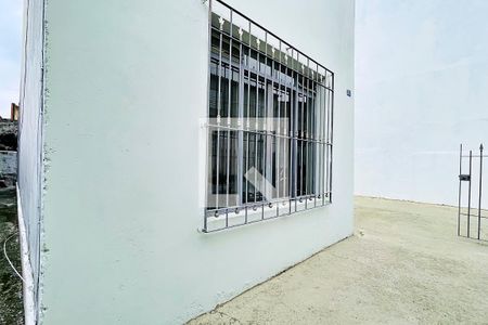 Casa à venda com 120m², 2 quartos e 4 vagas Casa à venda com 120m², 2 quartos e 4 vagasÁrea externa