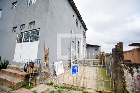 Casa para alugar com 25m², 1 quarto e sem vaga Casa para alugar com 25m², 1 quarto e sem vagaFachada e Placa