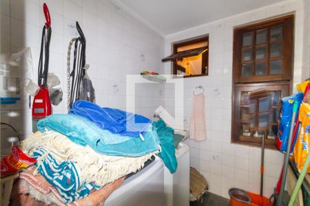 Casa à venda com 138m², 2 quartos e 2 vagasLavanderia