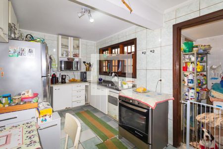 Casa à venda com 138m², 2 quartos e 2 vagasCozinha 