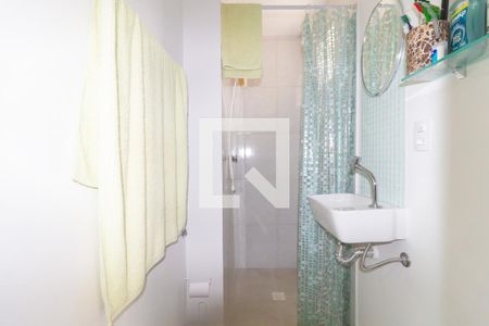 Casa à venda com 138m², 2 quartos e 2 vagasBanheiro da Suíte