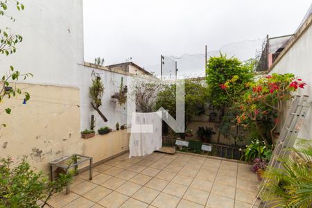 Casa à venda com 138m², 2 quartos e 2 vagasQuintal 