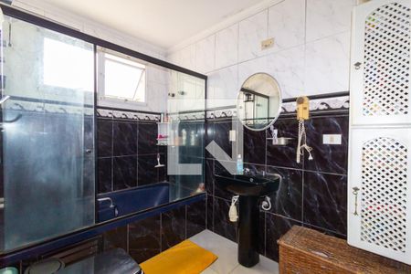 Casa à venda com 138m², 2 quartos e 2 vagasBanheiro 