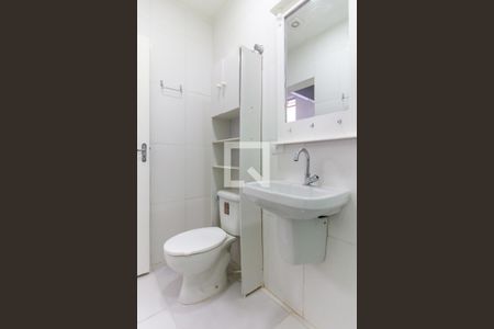 Casa para alugar com 50m², 2 quartos e sem vagaBanheiro