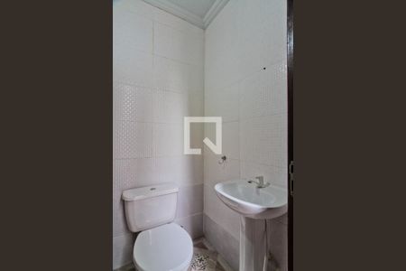 Casa à venda com 200m², 4 quartos e 2 vagasLavabo