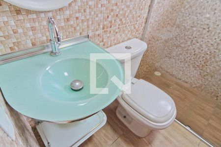 Casa à venda com 200m², 4 quartos e 2 vagasBanheiro