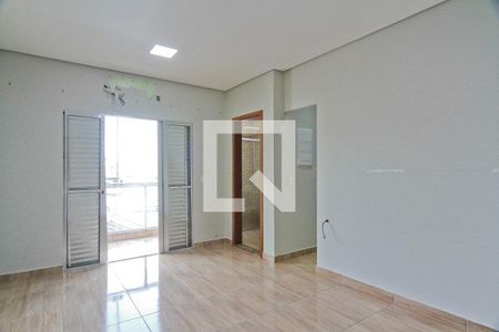 Suíte de casa à venda com 4 quartos, 200m² em Jardim Marisa, São Paulo