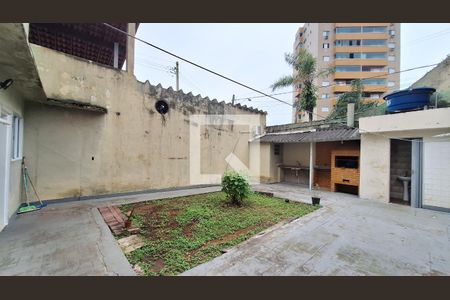 Casa para alugar com 150m², 2 quartos e 1 vagaQuintal