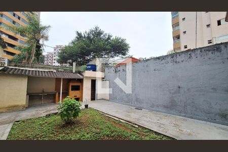 Casa para alugar com 150m², 2 quartos e 1 vagaQuintal
