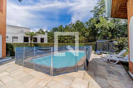 Casa de condomínio à venda com 667m², 4 quartos e 6 vagasPiscina