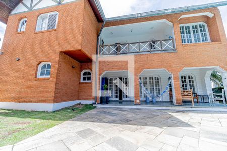 Casa de condomínio à venda com 667m², 4 quartos e 6 vagasFachada