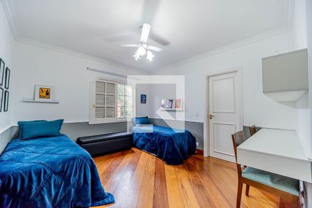 Casa de condomínio à venda com 667m², 4 quartos e 6 vagasQuarto