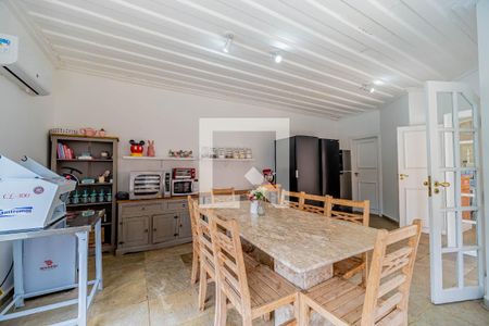 Casa de condomínio à venda com 667m², 4 quartos e 6 vagasÁrea Gourmet