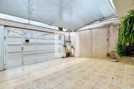 Casa à venda com 148m², 3 quartos e 3 vagasGaragem