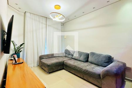 Sala de casa para alugar com 3 quartos, 148m² em Jardim Santa Clara, Guarulhos