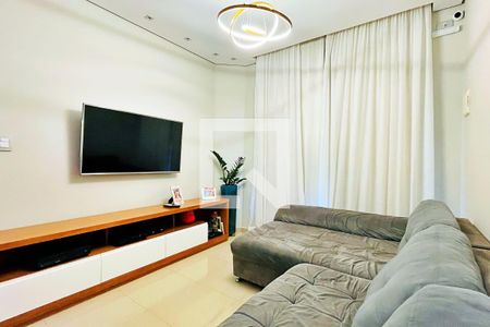 Sala de casa para alugar com 3 quartos, 148m² em Jardim Santa Clara, Guarulhos