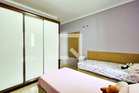 Casa à venda com 148m², 3 quartos e 3 vagasSuíte 3