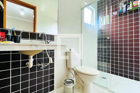 Casa à venda com 148m², 3 quartos e 3 vagasBanheiro da Suíte 1