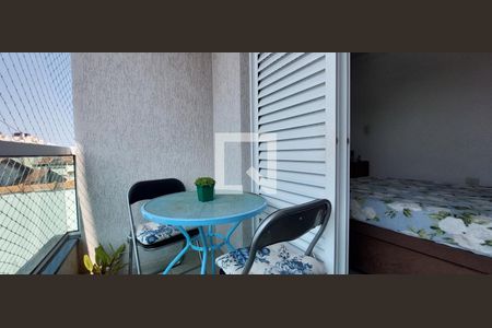 Apartamento à venda com 67m², 2 quartos e 2 vagas Apartamento à venda com 67m², 2 quartos e 2 vagasVaranda Banheiro Quarto 1 suíte