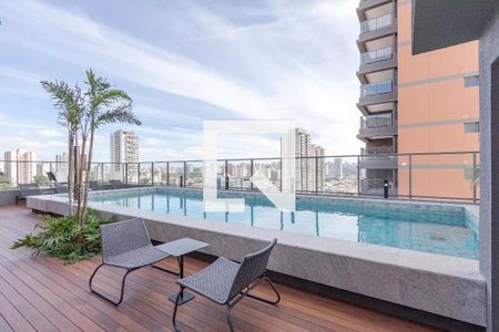 Studio para alugar com 27m², 1 quarto e sem vaga Studio para alugar com 27m², 1 quarto e sem vagaÁrea comum - Piscina