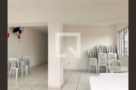 Apartamento para alugar com 47m², 2 quartos e sem vagaÁrea comum - Salão de festas