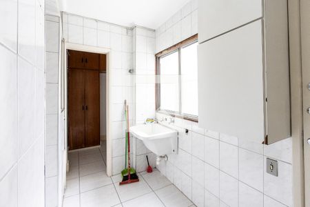 Apartamento à venda com 113m², 3 quartos e 2 vagas Apartamento à venda com 113m², 3 quartos e 2 vagasÁrea de Serviço