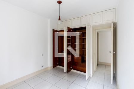 Apartamento à venda com 113m², 3 quartos e 2 vagas Apartamento à venda com 113m², 3 quartos e 2 vagasQuarto 2
