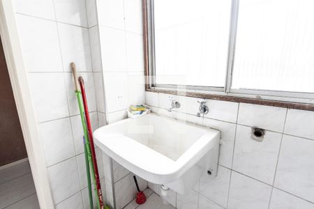Apartamento à venda com 113m², 3 quartos e 2 vagas Apartamento à venda com 113m², 3 quartos e 2 vagasÁrea de Serviço