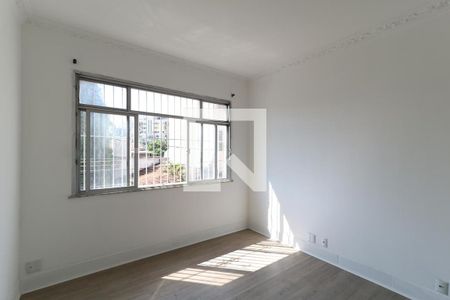 Apartamento à venda com 66m², 3 quartos e sem vaga Apartamento à venda com 66m², 3 quartos e sem vagaSala