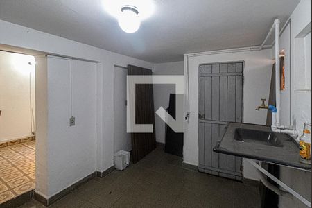 Casa à venda com 120m², 4 quartos e 1 vaga Casa à venda com 120m², 4 quartos e 1 vagaEdícula