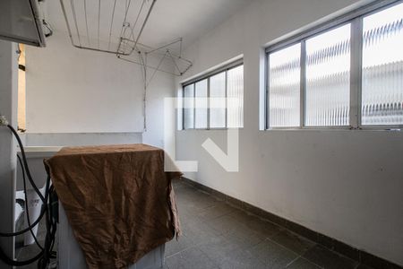 Casa à venda com 120m², 4 quartos e 1 vaga Casa à venda com 120m², 4 quartos e 1 vagaárea de serviço_1