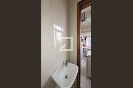 Apartamento à venda com 130m², 3 quartos e 1 vaga Apartamento à venda com 130m², 3 quartos e 1 vagaBanheiro de serviço