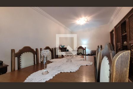 Apartamento à venda com 130m², 3 quartos e 1 vaga Apartamento à venda com 130m², 3 quartos e 1 vagaSala